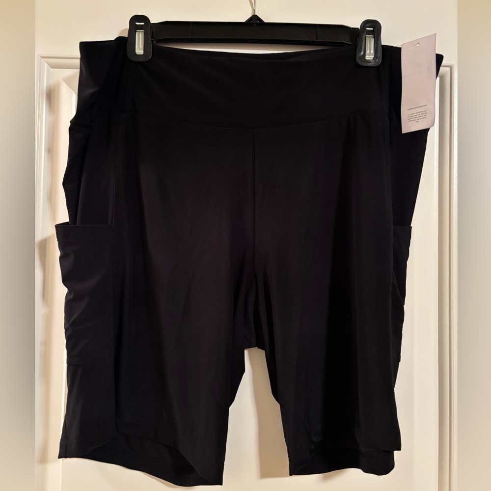 Undersummers Women’s Black Undershorts with Pockets